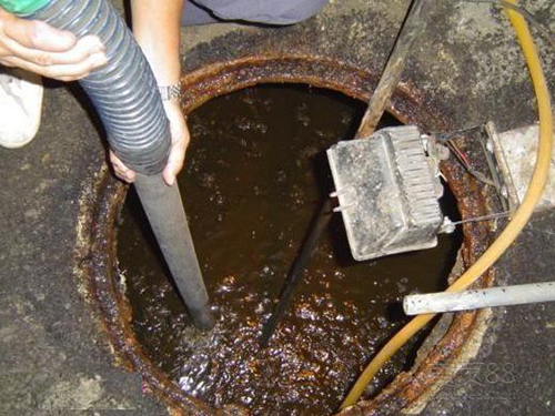 岳口镇隔油池清理